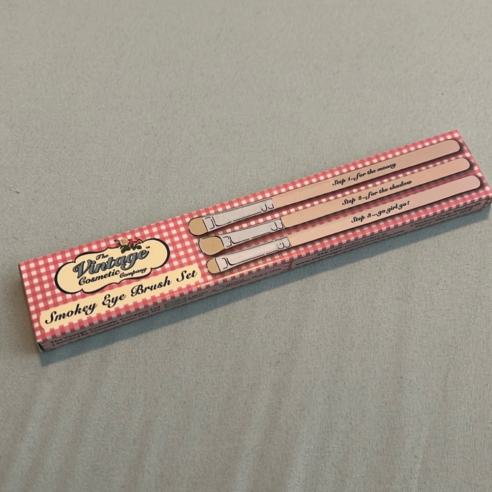 The Vintage Cosmetics Co. Smoky Eye Brush Set